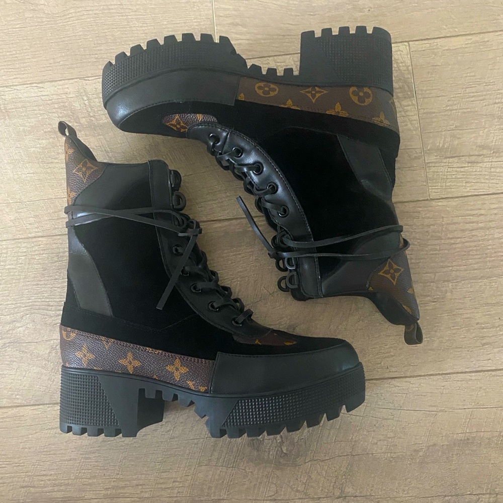 Laureate Platform Boots